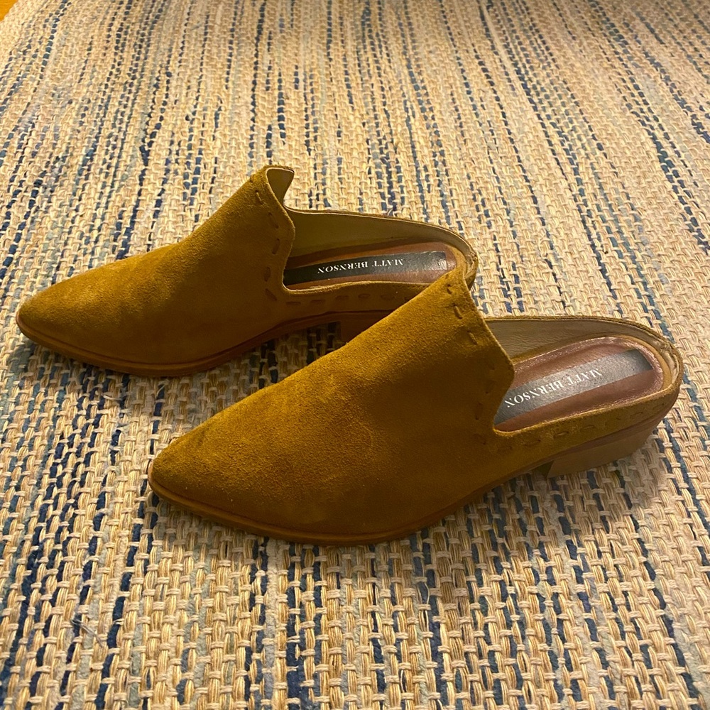 Matt Bernson Women’s Suede Mule size 7